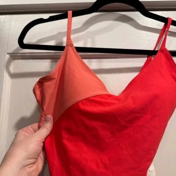 Summersalt The Marina One Piece Swimsuit Red 4 Summer Beachy Fourth of July 4th - Picture 5 of 11